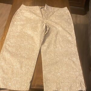 Women's Cream Patterned Cropped Pants
